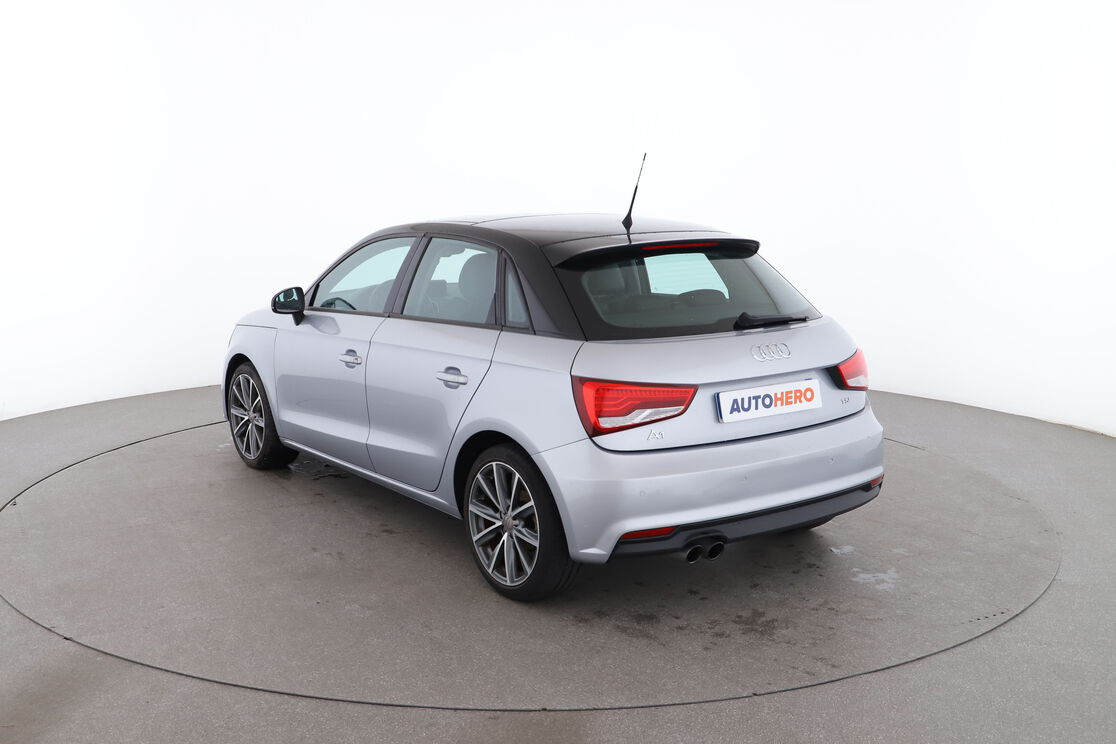 Audi A1 Sportback 1.4 TFSI Ambition Luxe S Tronic — photo 3