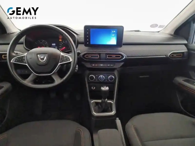 Dacia Sandero eco-g 100 — photo 23