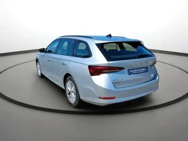 Skoda Octavia combi 2.0 tdi 150ch business dsg7 — photo 4