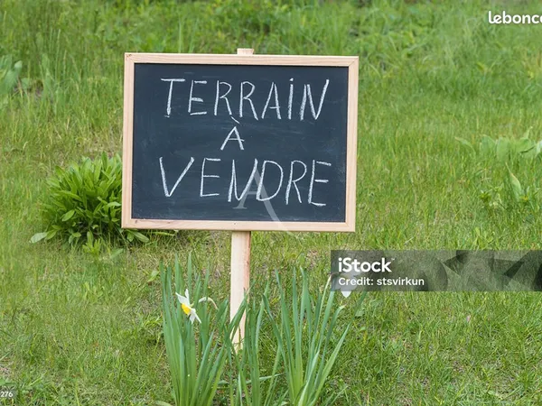 Terrain 727 m² FRENEUSE