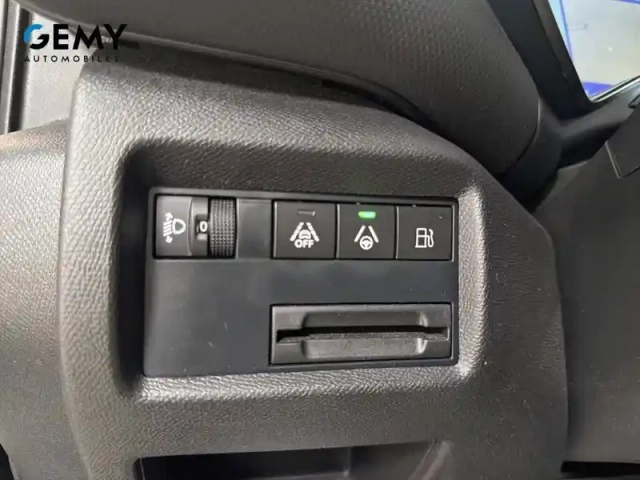 Citroën C5 Aircross hybride rechargeable 225 e-eat8 — photo 15