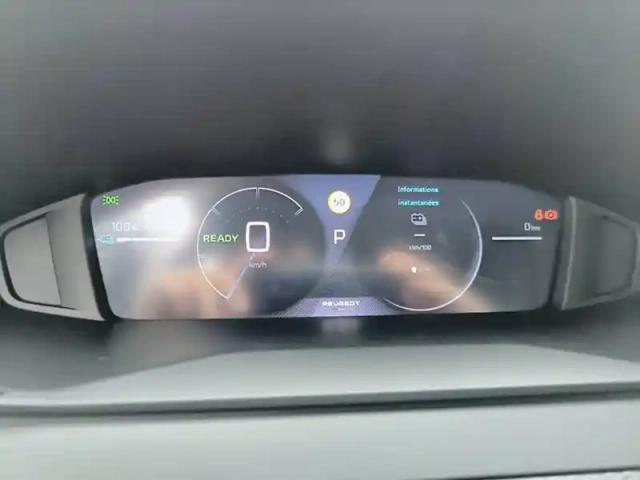 Peugeot 208 electrique 54 kwh 156ch — photo 10