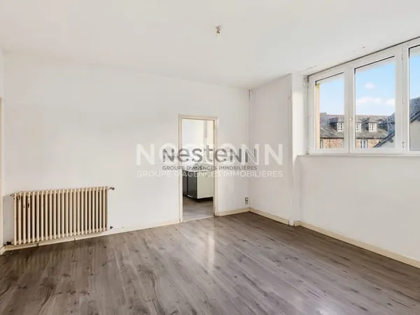VENTE APPARTEMENT T3 DE 53 M² AVEC COUR PRIVATIVE - CENTRE VILLE