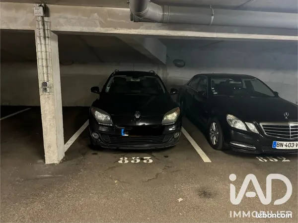 Parking/box 12 m² Saint-Sébastien-sur-Loire