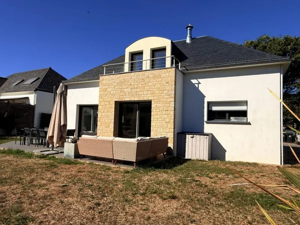 Vends maison traditionnelle - 149 m² - 7 pièces, 5 chambres - Theix-Noyalo 56450