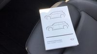 Mini Mini Cooper 136ch Edition Camden BVA7 — photo 31