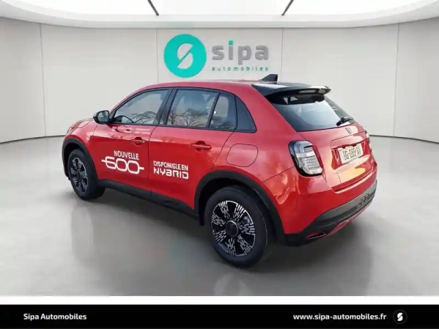 Fiat 600 t-gen 3 1.2 hybrid 110ch edct6 — photo 8