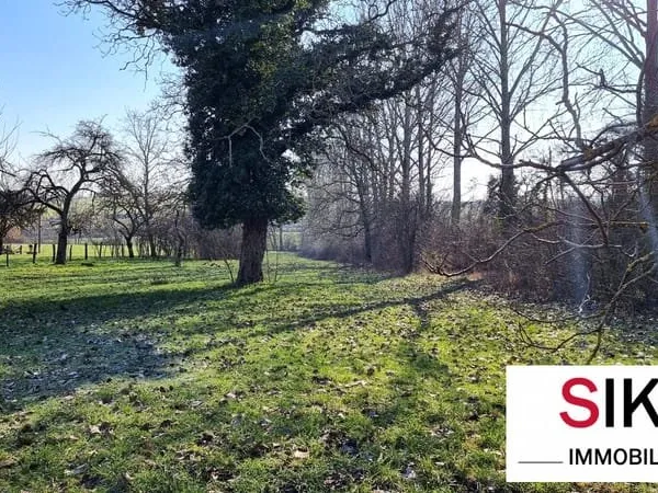 Terrain 2100 m²