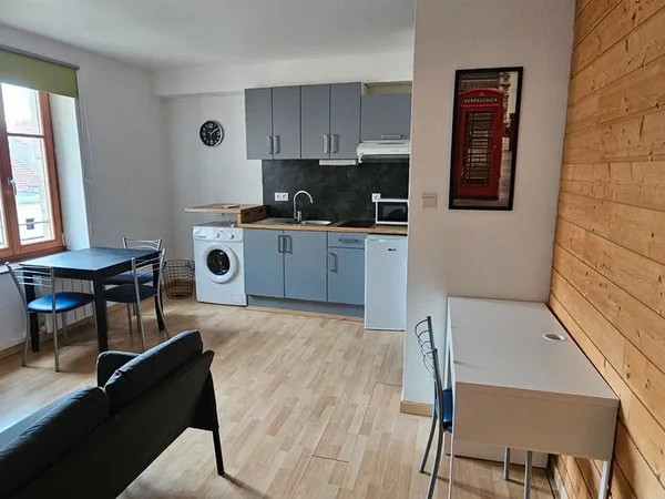 Appartement meublé 28 m² proche hôpital central Nancy