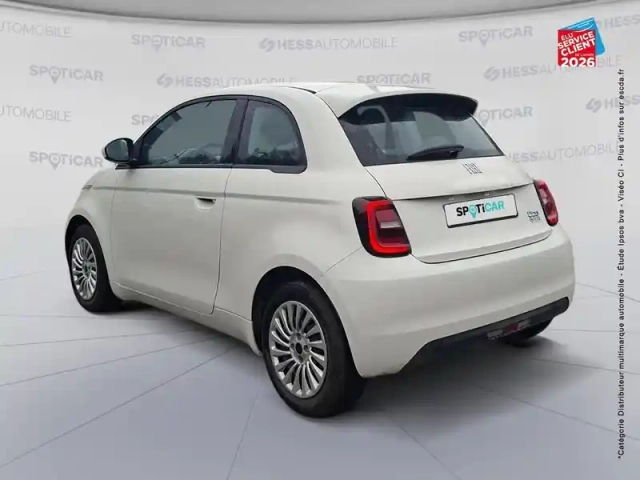 Fiat 500 e 95ch action — photo 8