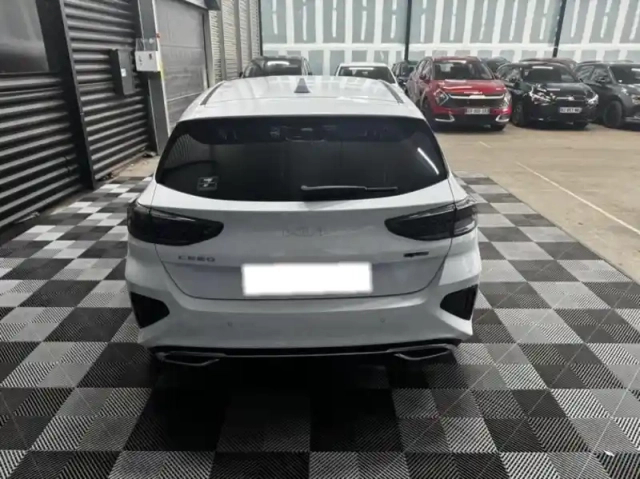 Kia Ceed 1.5 t-gdi 160ch gt line dct7 — photo 6