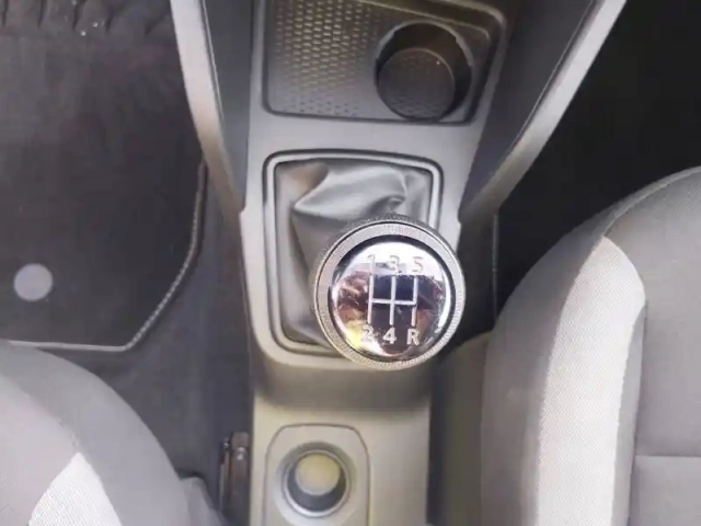 Dacia Duster eco-g 100 4x2 — photo 6