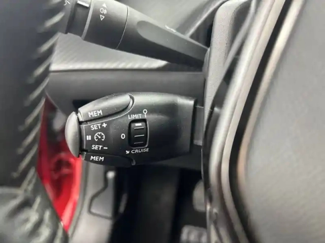 Peugeot 208 puretech 75 s&amp;s bvm5 — photo 20
