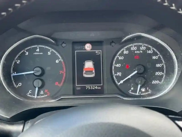 Toyota Yaris 70 vvt-i ultimate 5p — photo 7