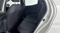 Toyota Yaris 116h Dynamic 5p MY22 — photo 13