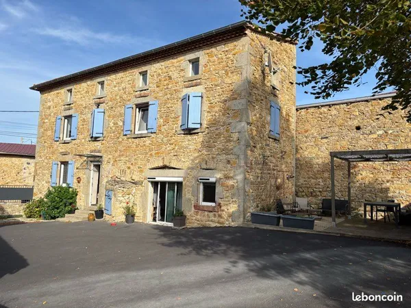 Maison en pierre