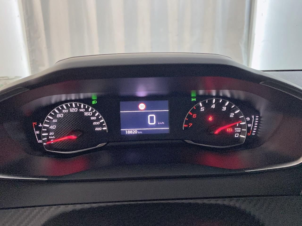 Peugeot 208 100 s&s bvm6 style — photo 13