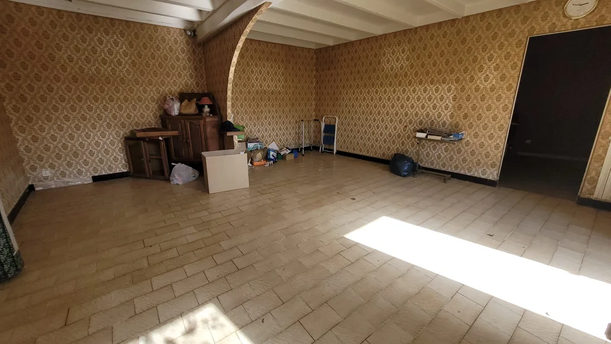 Photo 3