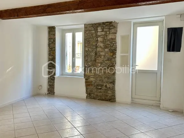 CHARME ET LUMINOSITÉ AU CŒUR DES CORBIÈRES - IDÉAL PREMIER ACHAT OU INVESTISSEMENT !