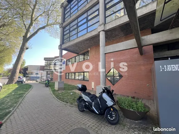 Bureaux 415 m²