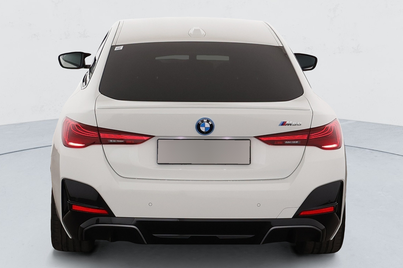 BMW I4 — photo 4