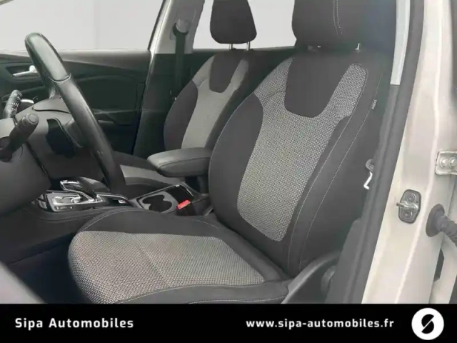 Opel Grandland 1.2 turbo 130 ch bva8 — photo 12