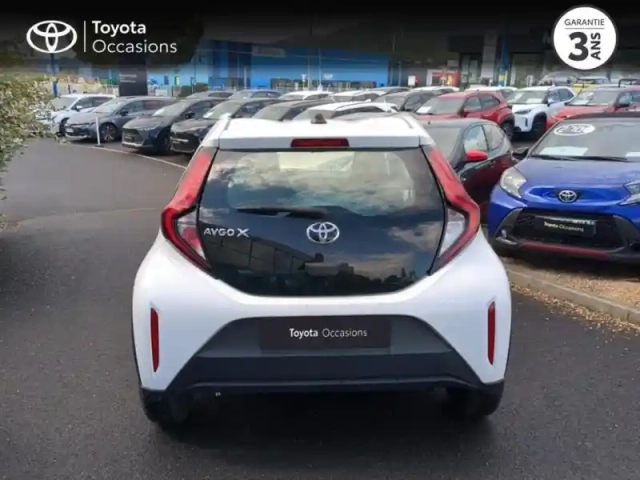 Toyota Aygo X 1.0 vvt-i 72ch dynamic my23 — photo 4