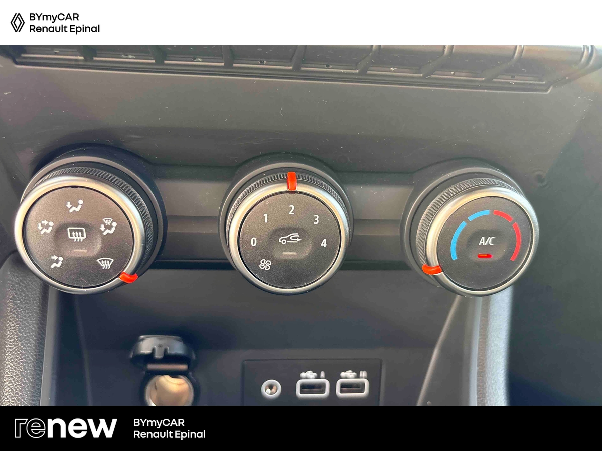 Renault Captur TCe 90 — photo 21