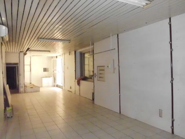 Immeuble 8 pièces 183 m²