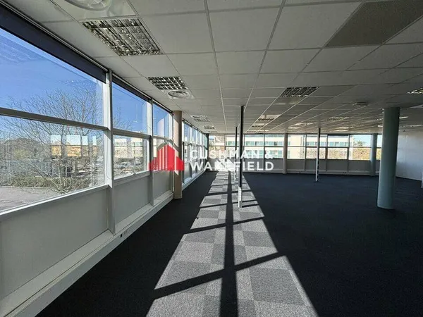 Bureaux 1485 m²