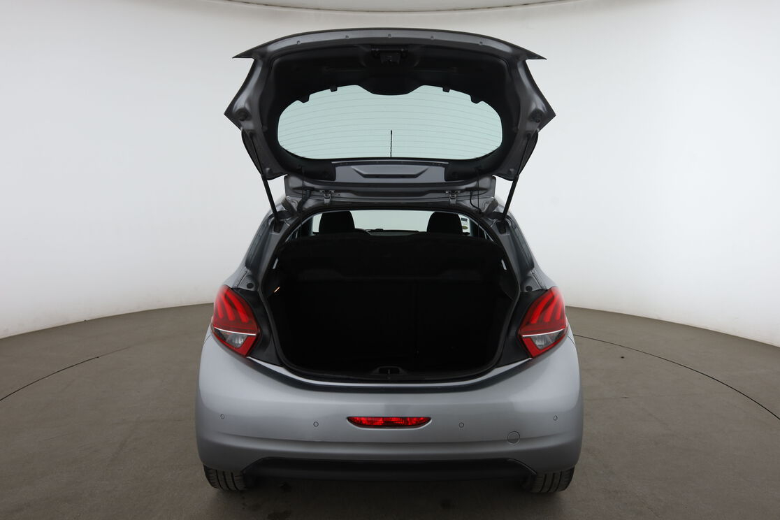 Peugeot 208 1.5 Blue-HDi Active — photo 15