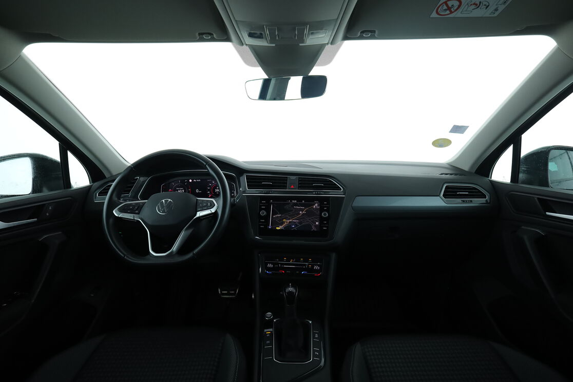 Volkswagen Tiguan 2.0 TDI Active DSG7 — photo 11