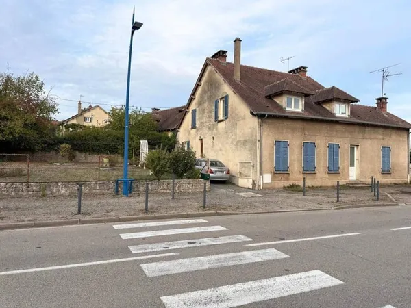 Maison 8 pièces 200 m²