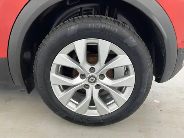 Renault Captur blue dci 115 edc — photo 30