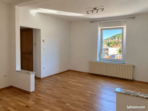 Loue appartement F3, F4 à Longwy bas