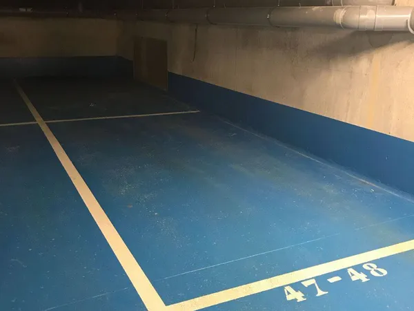 Parking 24 m²