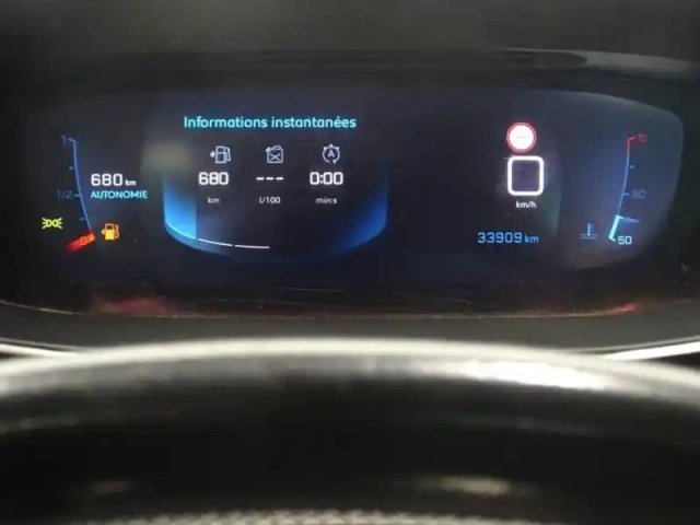 Peugeot 208 1.2 puretech 100ch s&amp;s allure — photo 15