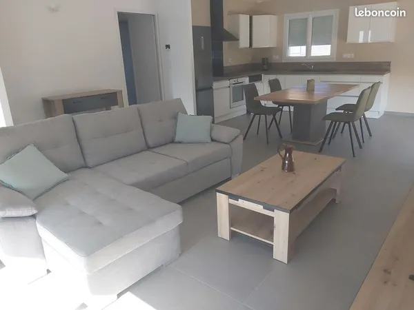 MAISON Individuelle Meublée sur MONTAGNIEU (38)