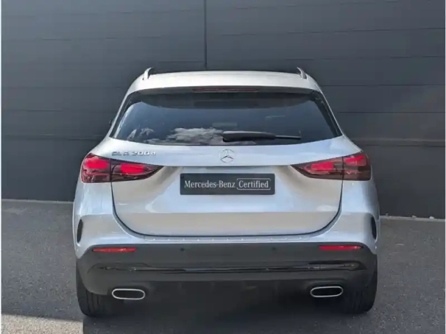 Mercedes Gla 200 d — photo 4