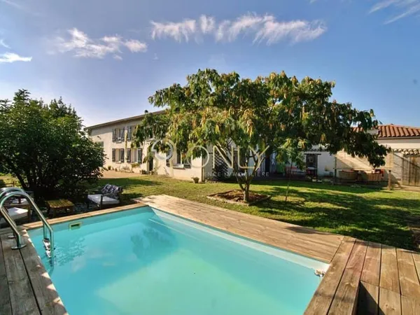 Maison 5 pièces 178 m²