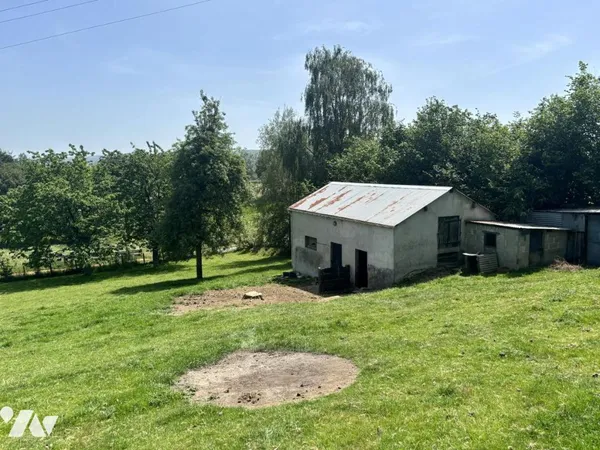 Local 100 m²