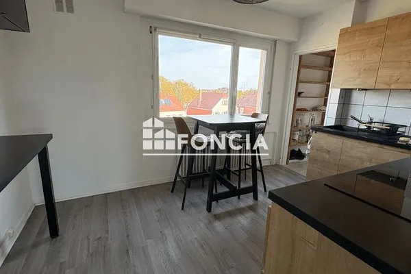 Appartement 3 pièces 82 m²