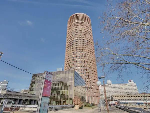 Bureau 3 pièces 1837 m²