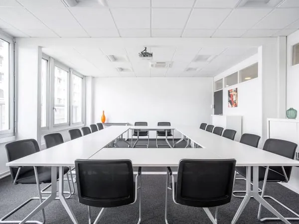 Bureau 45 m²