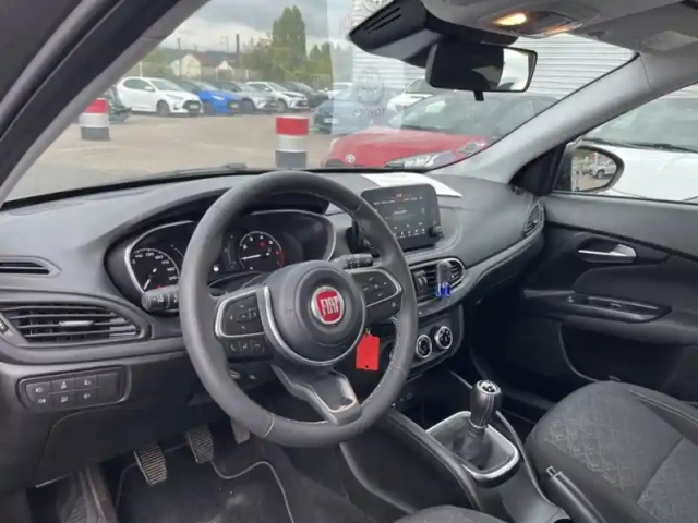 Fiat Tipo cross 1.0 101 ch — photo 11