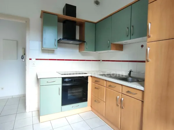 Appartement à louer 2 pièces NIEDERBRONN LES BAINS (67) avec JARDIN privatif, garage et stationnemen