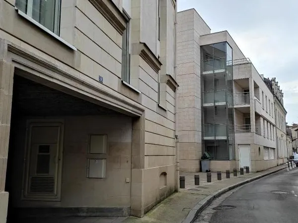 Stationnement Location Poitiers   86€