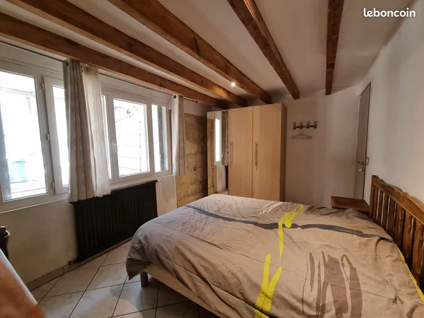 Chambre en colocation - seulement fille - cenon gare