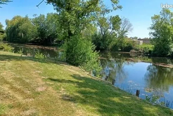 Location terrain de loisirs et pêche