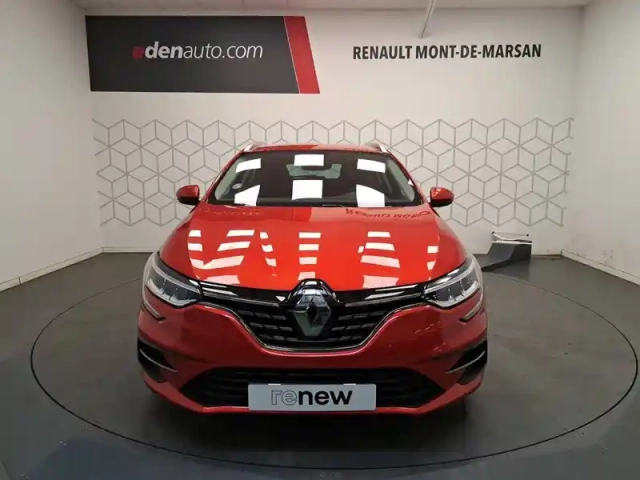 Renault Megane iv estate e-tech plug-in hybrid 160 — photo 8